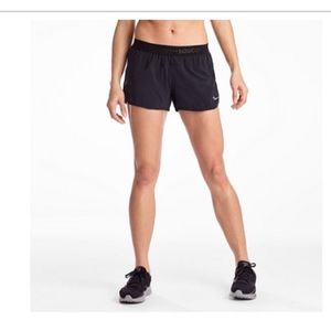(SOLD) Saucony Split second shorts